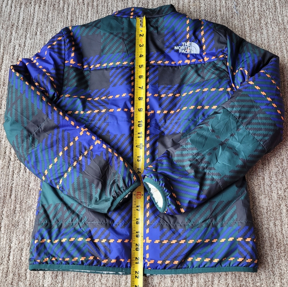 THE NORTH FACE REVERSIBLE  WINTER FALL JACKET PLUSH LINER PURPLE GREEN GIRLS 12 - Picture 14 of 16